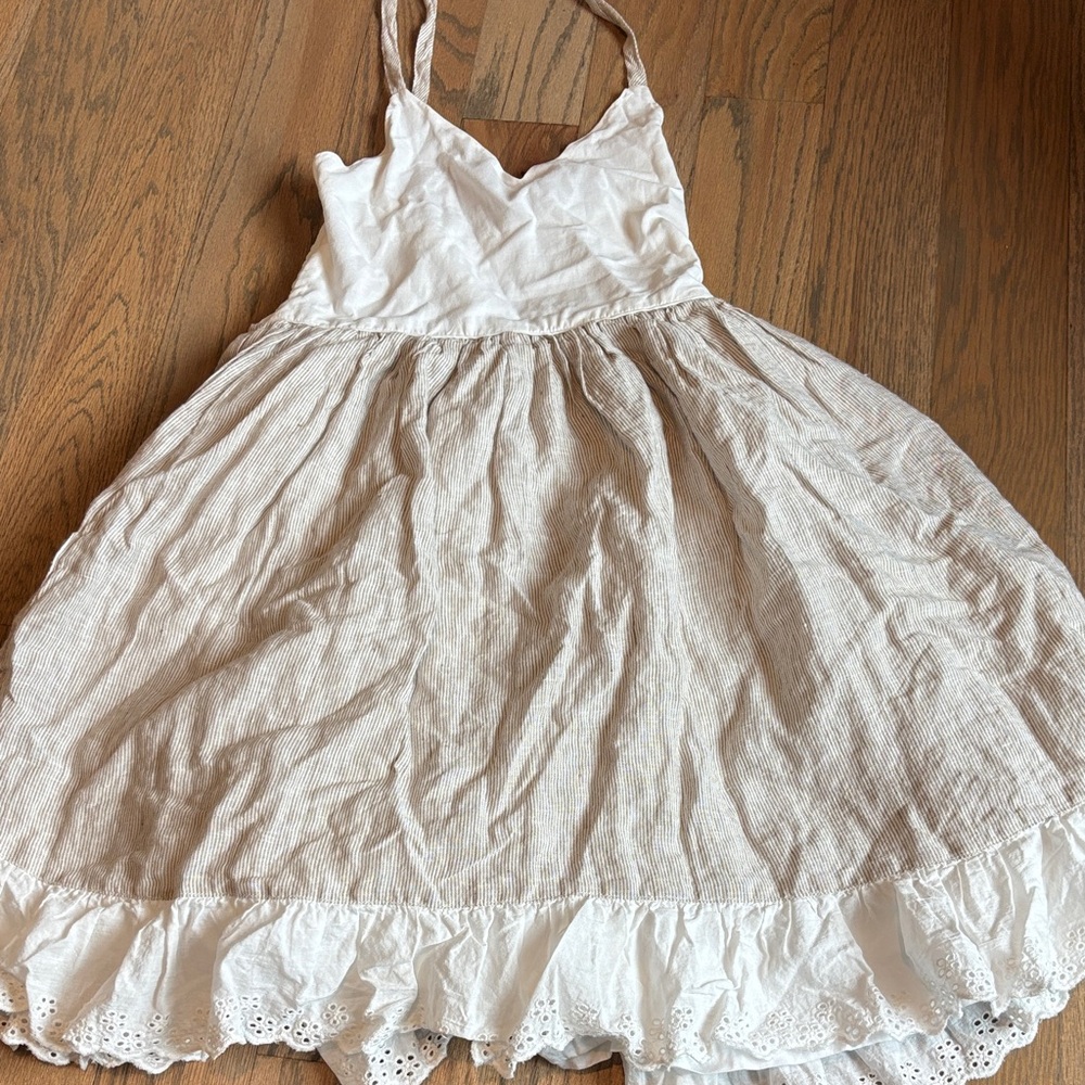 Well Dressed Wolf White and Tan Casual Dress